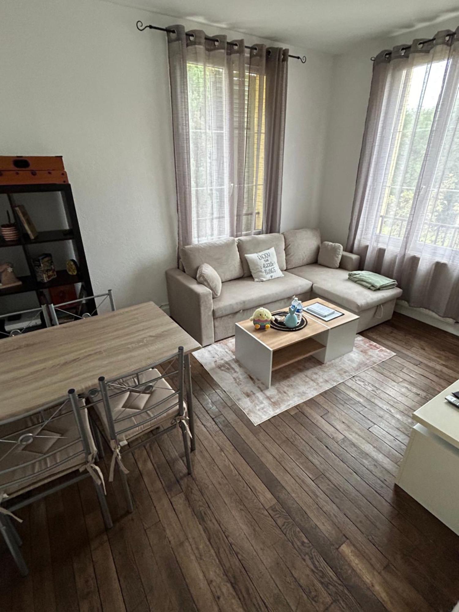 Logement Calme + Stationnement ทรัวส์ ภายนอก รูปภาพ